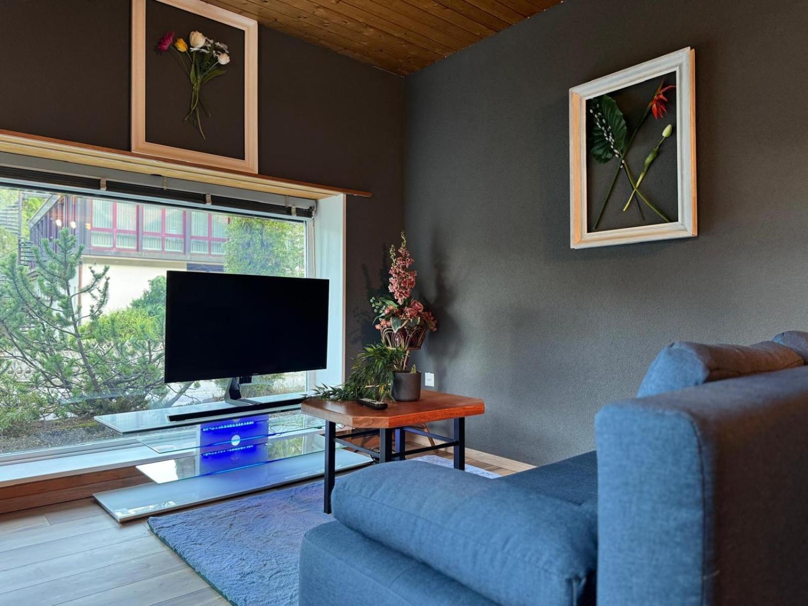 Apartment Between Lakes *